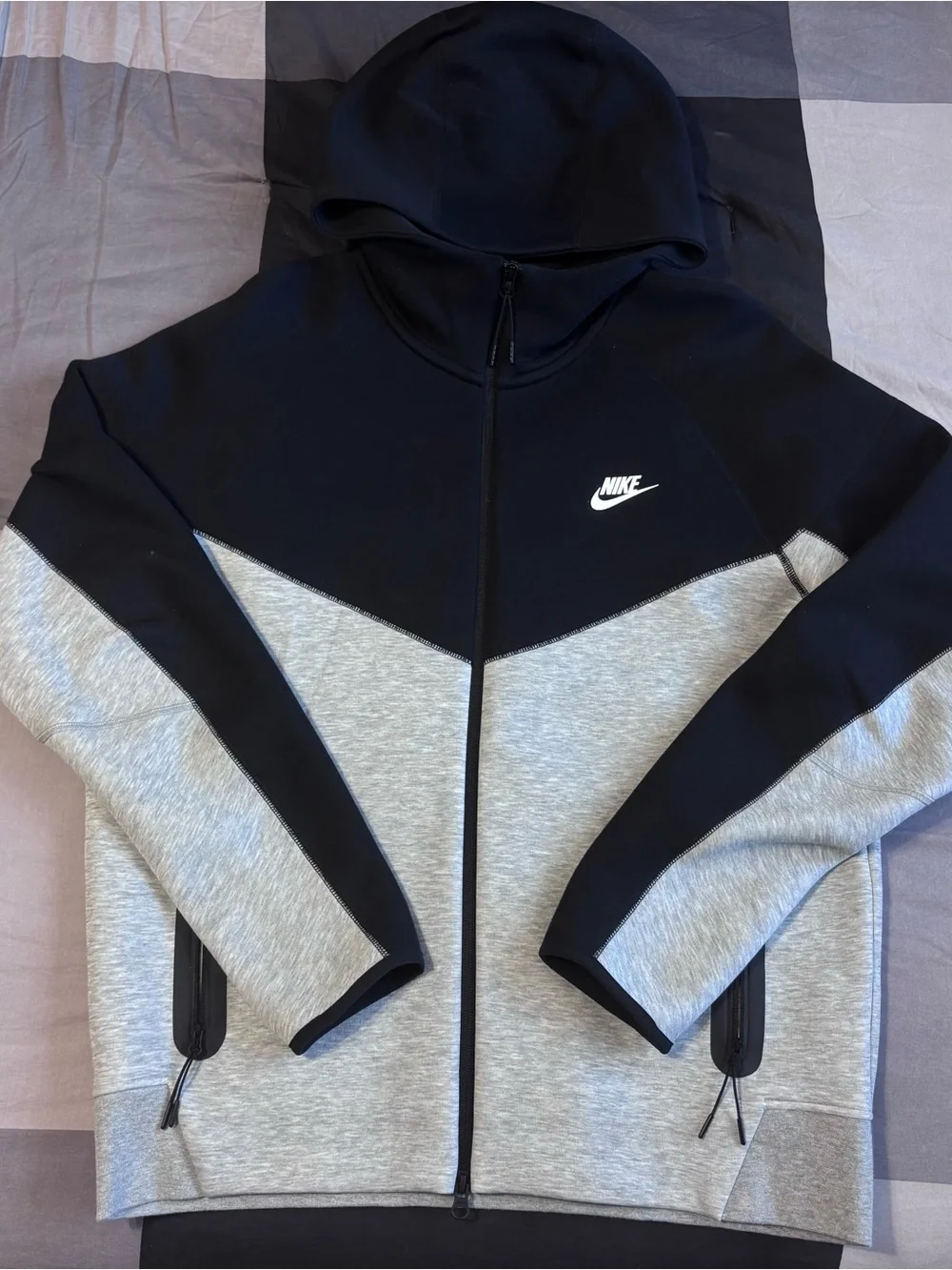 Nike Tech Fleece Zip Up
